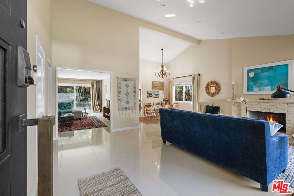 VIEWRIDGE - Residential Lease