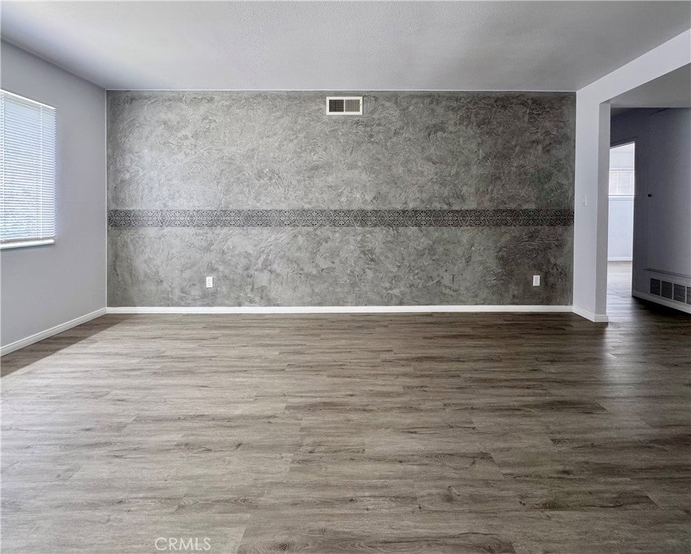17809 Thornlake