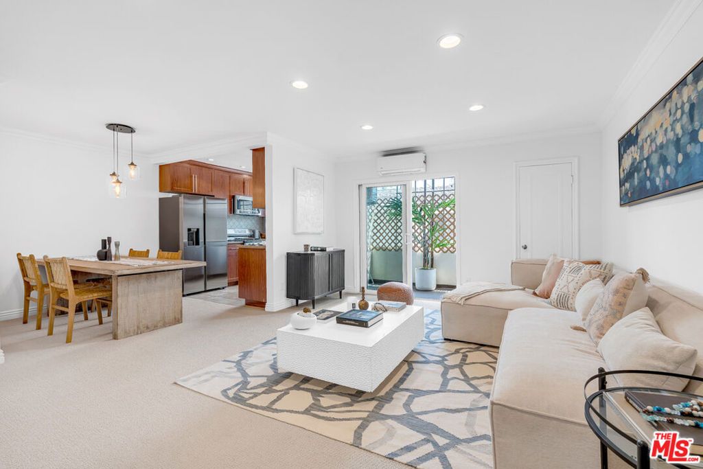 Photo of 937 5th Street #9, Santa Monica, CA 90403 (MLS # 26820139)