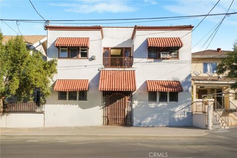 Photo of 1511 W 11th Place, Los Angeles, CA 90015 (MLS # SB26007542)