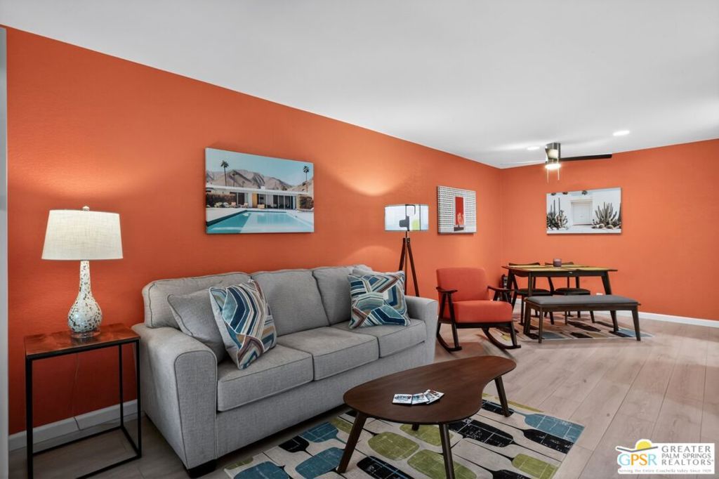 510 N Villa Court 213