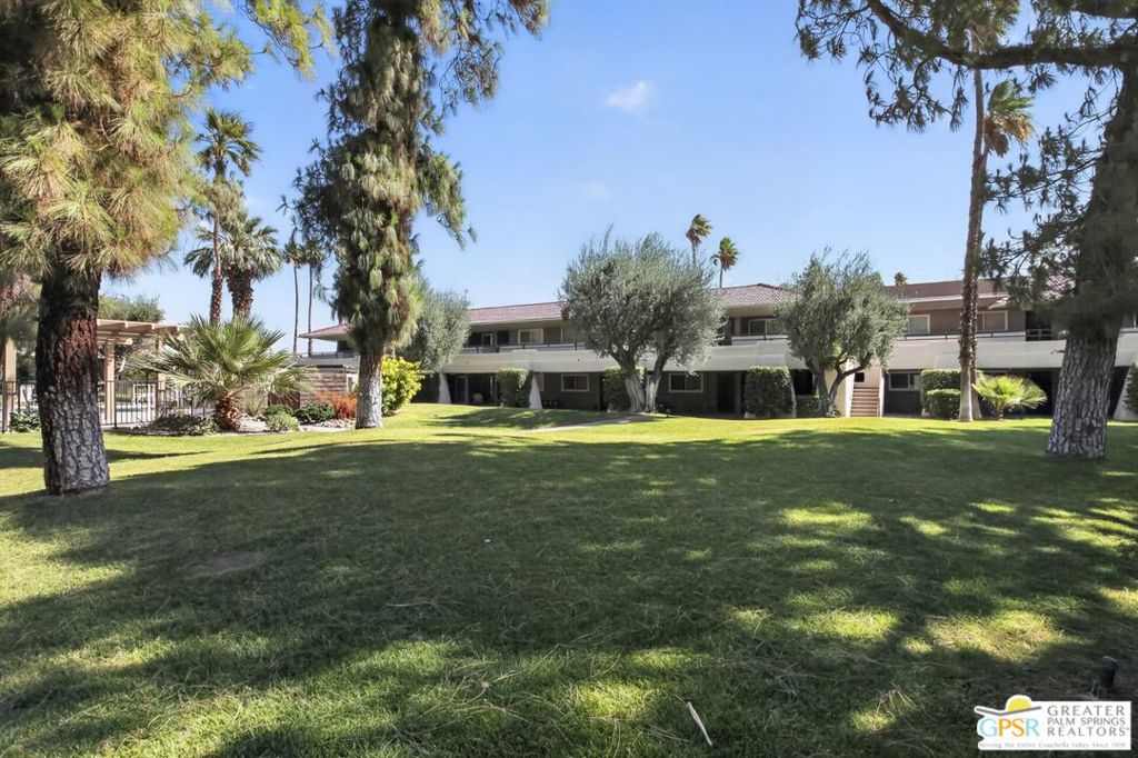 510 N Villa Court 213
