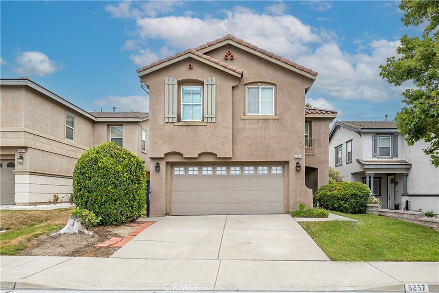 Welcome to this wonderful two-story home located in the picturesque Sierra Lakes Golf Course community of North Fontana where comfort and convenience come together with no HOA fees! This inviting 4-bedroom, 3-bathroom home features a spacious bonus room that can easily serve as a 4th bedroom or private office, offering flexibility to suit your needs. Step inside to discover an open and airy floor plan filled with natural light. The bright kitchen boasts ample cabinetry and seamlessly connects to the dining area and expansive living room. Sliding glass doors lead to a generous backyard ideal for entertaining guests or simply relaxing outdoors. Upstairs, the primary bedroom offers beautiful views of the golf course along with a private bathroom featuring dual sinks, a soaking tub, and a separate shower for ultimate comfort. All bedrooms are thoughtfully situated on the upper level, providing a sense of privacy from the main living areas. Additional highlights include fresh paint, recessed lighting, dual-pane windows, central AC, an individual laundry room, and a 2-car attached garage with direct home access. Perfectly positioned just minutes from local shopping, schools, parks, and freeway connections, this home delivers both convenience and an easygoing lifestyle. Don’t miss this opportunity to make this charming home your own!