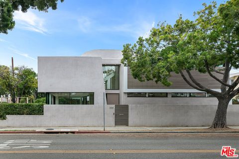 Photo of 3104 7th Street, Santa Monica, CA 90405 (MLS # 26814605)