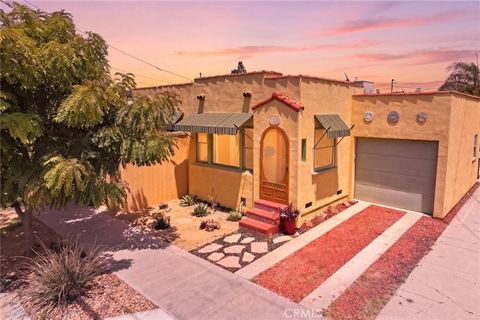 Photo of 672 Stanley AVE, Long Beach, CA 90814 (MLS # PW26108560)