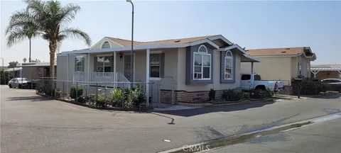 250 N Linden Ave, Rialto, CA 92376 - MLS#: PW26069391