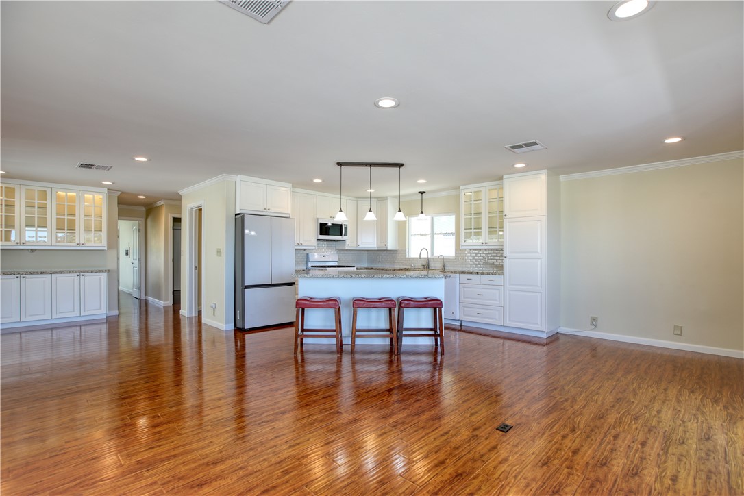 804 Glenoak Drive 232
