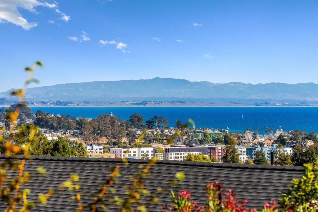 Photo of 623 High Street, Santa Cruz, CA 95060 (MLS # ML82025156)