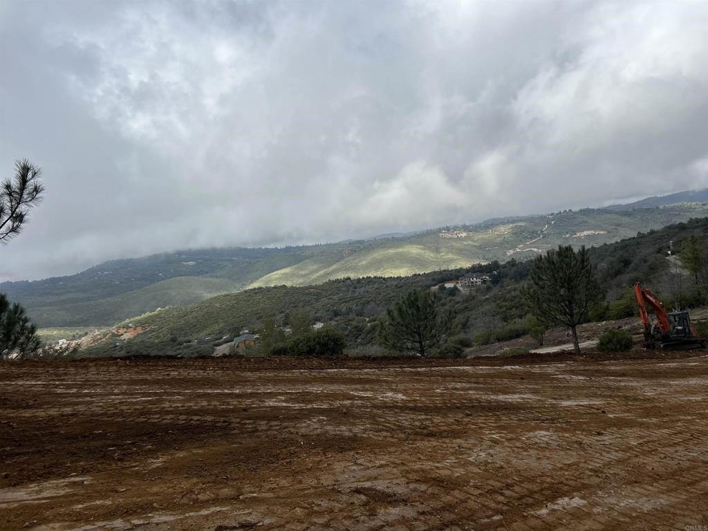 5566 Acorn Patch Rd.