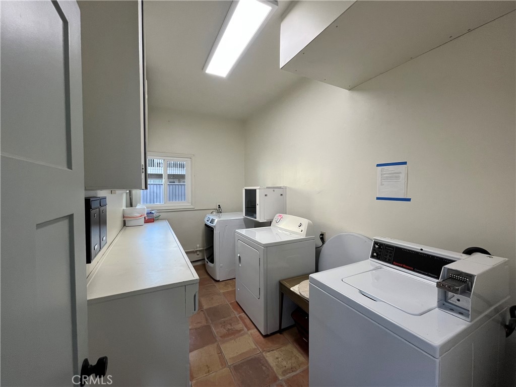 Belmont Shore (BSD) - Residential Lease