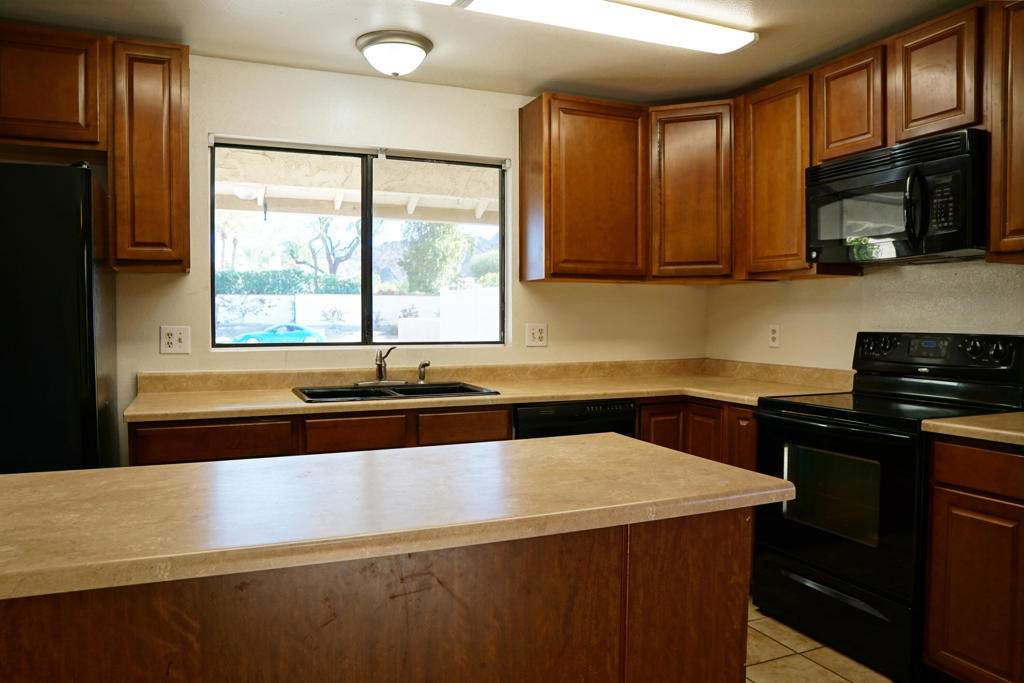 La Quinta Cove - Residential