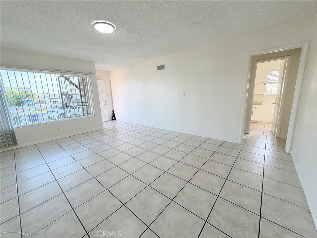 Properties 4 9039 Steele