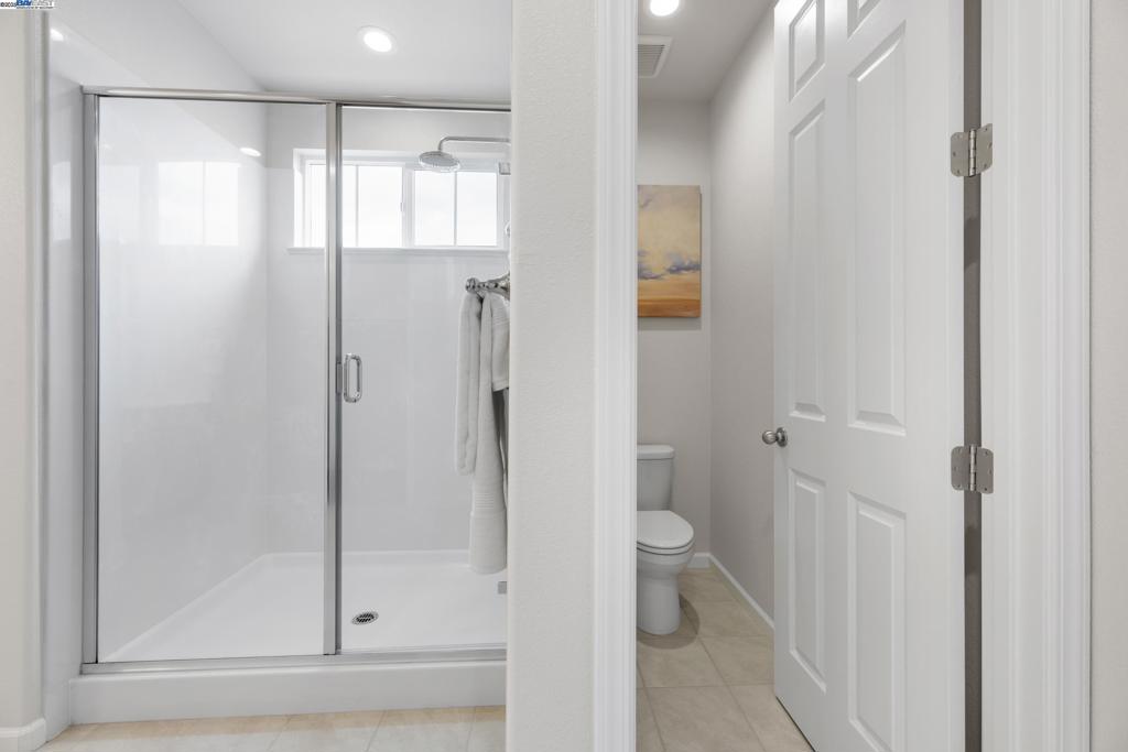 MOUNTAIN HOUSE - Residential