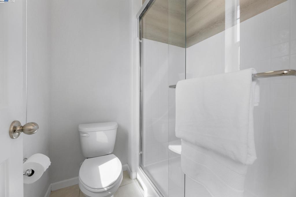 MOUNTAIN HOUSE - Residential