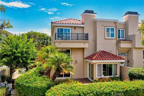 Photo of 19406 Merion Circle, Huntington Beach, CA 92648 (MLS # CV25167998)