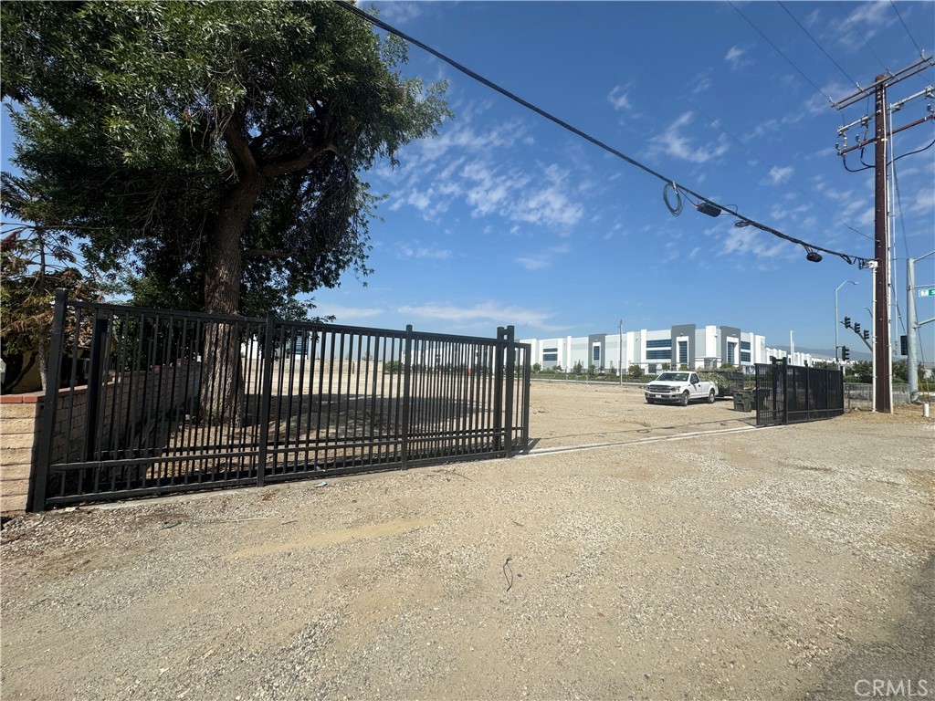 10512 Juiper Avenue