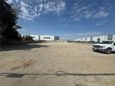 10512 Juiper Avenue Fontana CA 92337