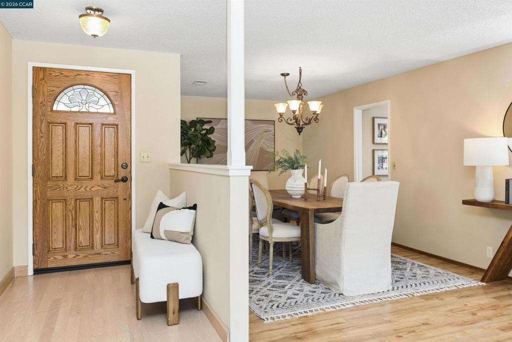 412 Solano Dr