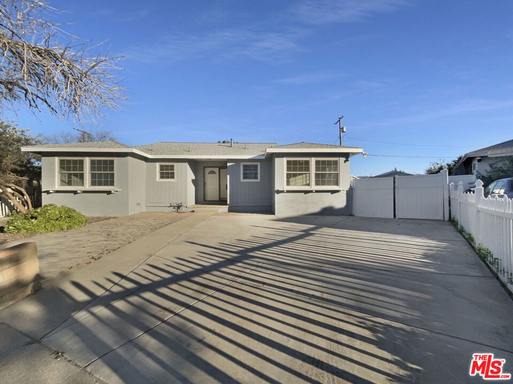 listing image 130728256543293964698