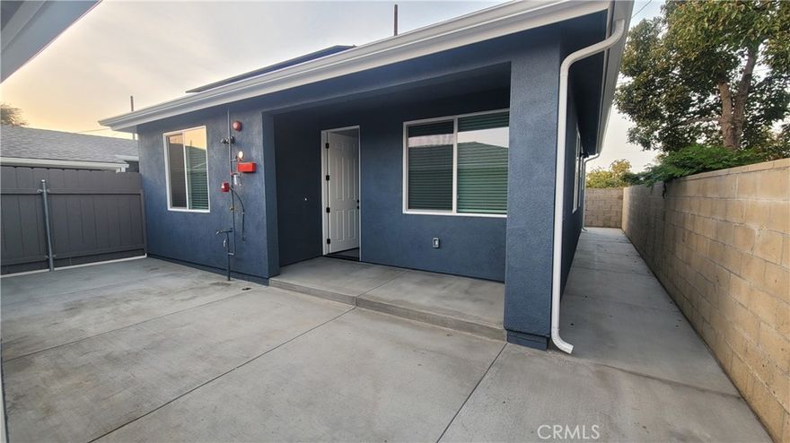 Brand New Construction! Gorgeous 2 bedroom, 2 bathroom Single Story Home with on site parking in the driveway. Inside Laundry Area. Private enclosed patio areas. Great Anaheim Neighborhood off State College and close to Lincoln. Easy access to stores, shopping freeways. Ready now!
