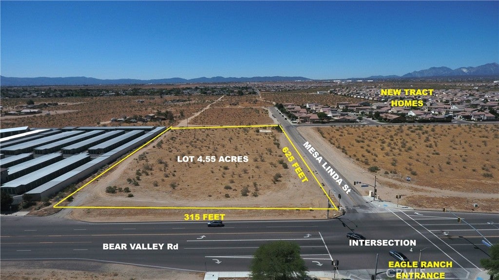 12525 Bear Valley