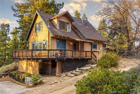 Photo of 33348 Robin Drive, Green Valley Lake, CA 92341 (MLS # PW25100881)