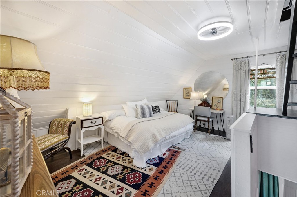 Green Valley Lake (GVLK) - Residential