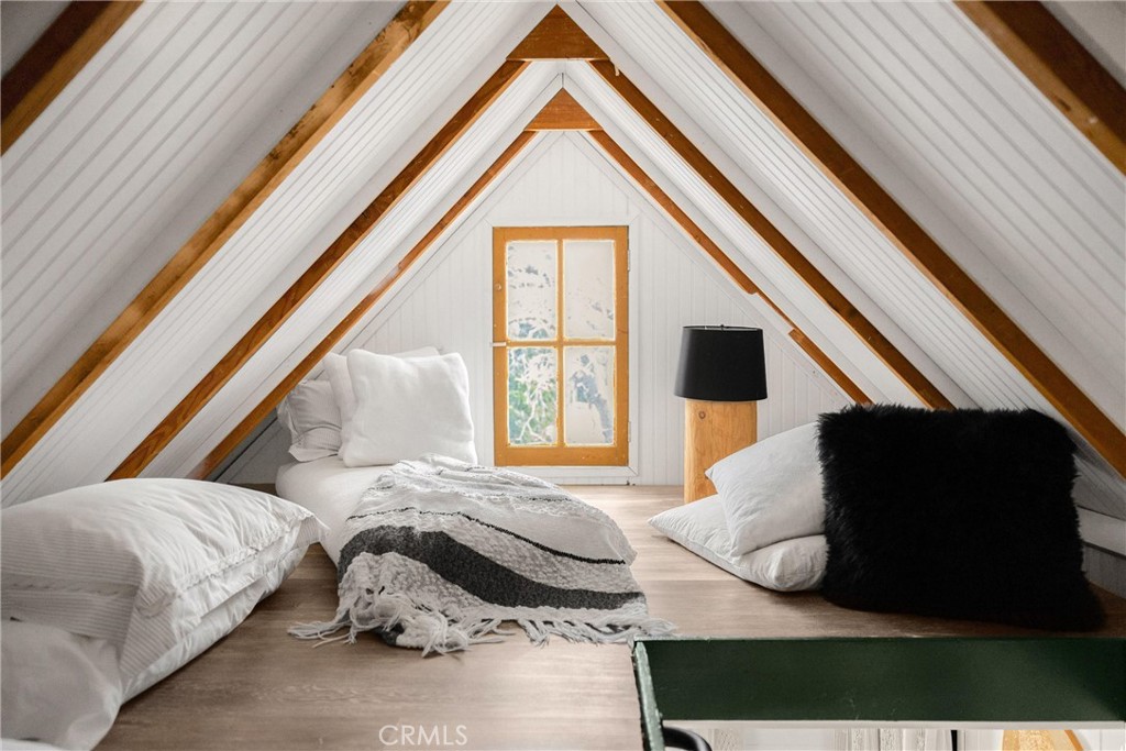 Green Valley Lake (GVLK) - Residential