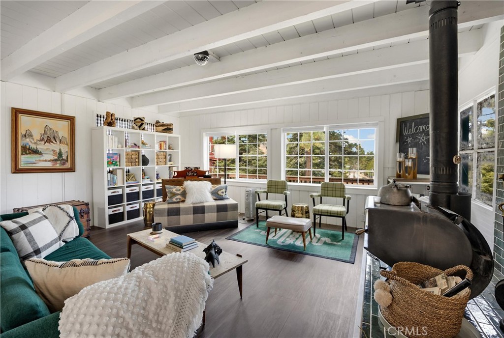 Green Valley Lake (GVLK) - Residential