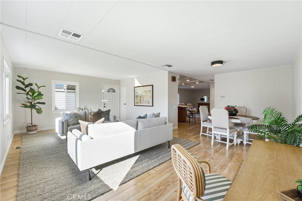 24001 Muirlands Boulevard 64