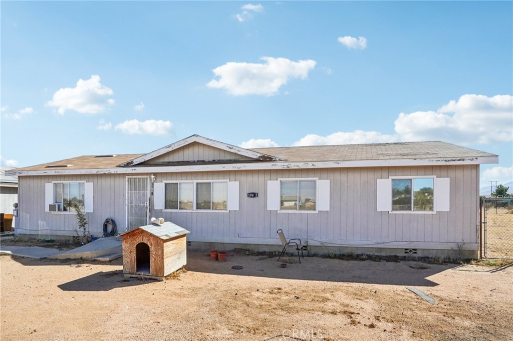 Spacious living meets endless potential in this 4 bedroom, 2 bathroom home set on nearly an acre in Apple Valley. Situated on an over 40,000 sq ft lot, this property offers plenty of room to spread out and enjoy, with the added benefit of horse property potential for equestrian enthusiasts. A detached 2-car garage provides convenience and extra storage, while the expansive lot offers opportunities for RV parking, outbuildings, or creating your own outdoor retreat. Inside, the home features a practical and comfortable layout with four well-sized bedrooms and two full bathrooms, making it ideal for families or those seeking extra space. Perfectly located close to markets, schools, and with easy access to the 18 freeway, this property combines space, convenience, and opportunity. A versatile property with endless possibilities!