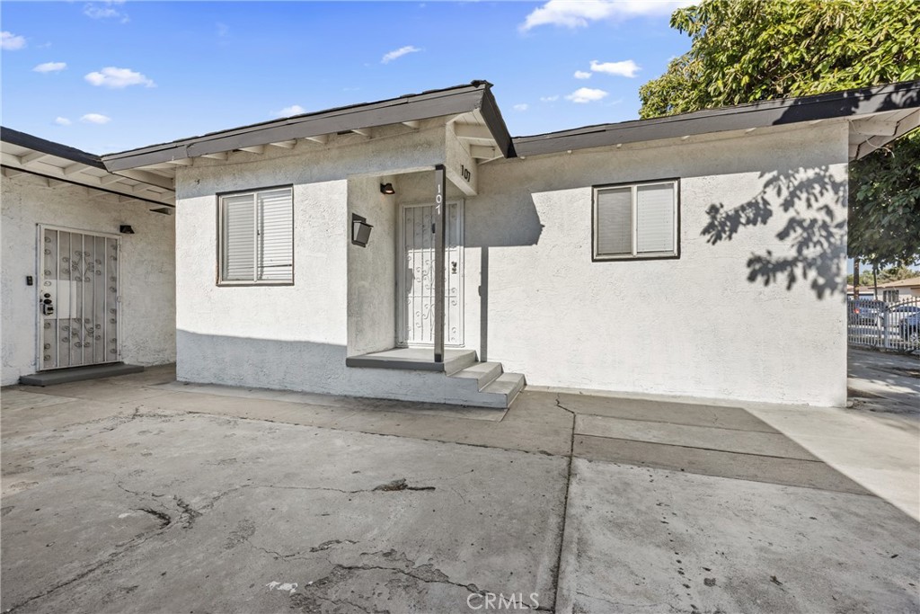Income-Producing Duplex + Approved ADU Plans | 3 car Garage with Carport - DELIVERED VACANT! CORNER LOT
Welcome to 107 E Johnson St, Compton — a rare and versatile investment opportunity! This beautifully upgraded duplex is delivered completely vacant and includes approved ADU plans to convert the detached 3-car garage, giving you the potential for three income-generating units.
Unit 1: A spacious 3 bed / 2 bath, approximately 1,000 sq ft, with the feel and layout of a traditional single-family home.
Unit 2: A stylishly remodeled 2 bed / 1 bath approximately 729 sqft , completely remodeled in 2024, turnkey and move-in ready. Both units have been successfully operated as Airbnb rentals, averaging $9,000/month over the last 8 months. Whether you're an investor looking to continue the short-term rental strategy, a house hacker planning to live in one and rent the other, or a developer ready to add a 3rd unit, the options here are truly limitless. Additional Highlights: New roof (2024) Low-maintenance landscaping with multiple mature avocado trees Furniture included (optional) for a seamless Airbnb transition Ideal location: Walk to Gateway Towne Center, minutes to the brand-new Compton High School, and easy freeway access
This is your chance to own a high-performing, multi-unit property with immediate upside potential. Perfect for investors, multigenerational living, or anyone seeking strong cash flow in a fast-growing neighborhood. This property just won't last!