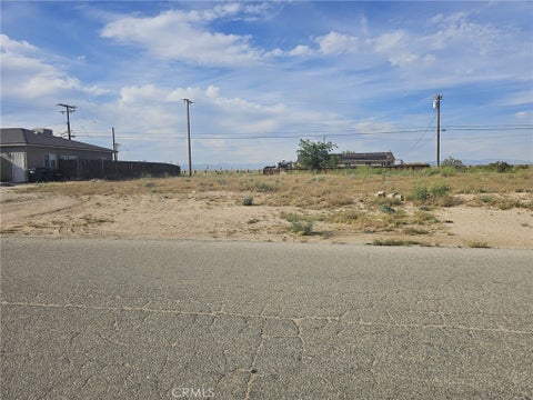 Photo of 20829132 Rea Ave, California City, CA 93505 (MLS # DW26191000)
