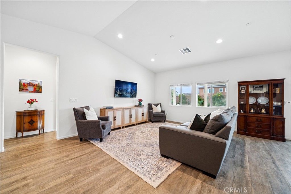 Monte Vina - Residential