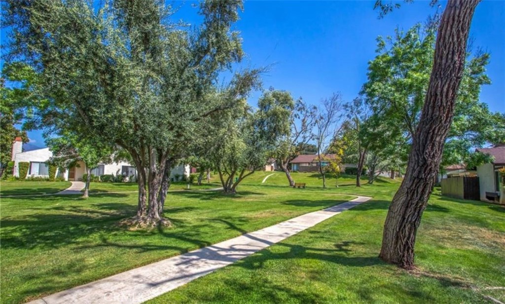 856 Ardmore Circle