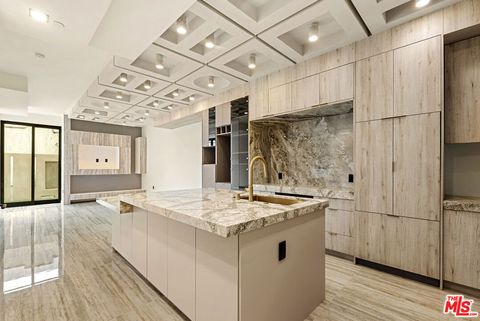 Photo of 1021 N Ogden Drive #2, West Hollywood, CA 90046 (MLS # 26671901)