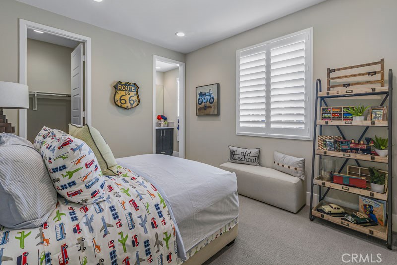 Pacific Royal Oaks - Residential