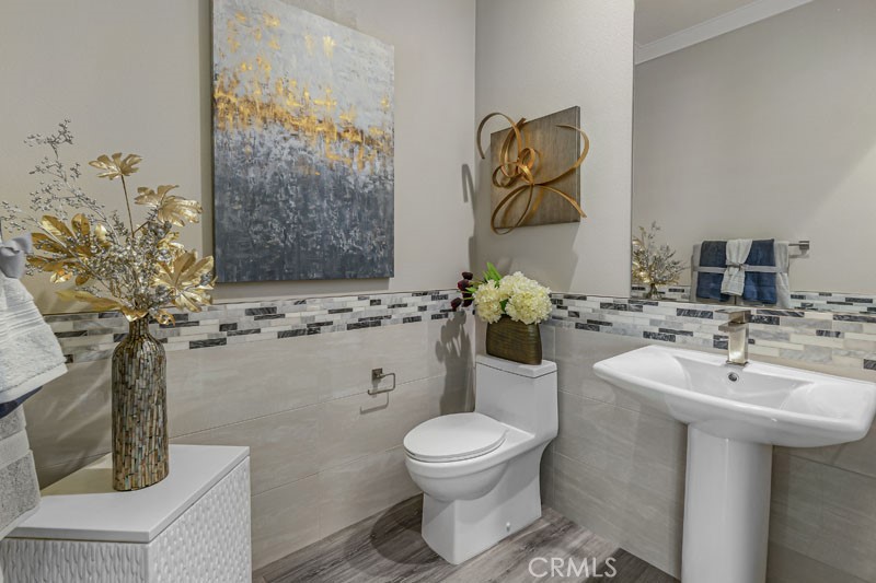 Pacific Royal Oaks - Residential