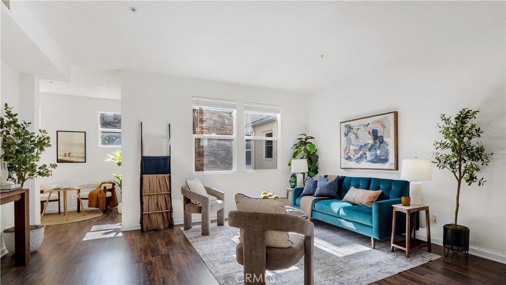 247 E Jeanette