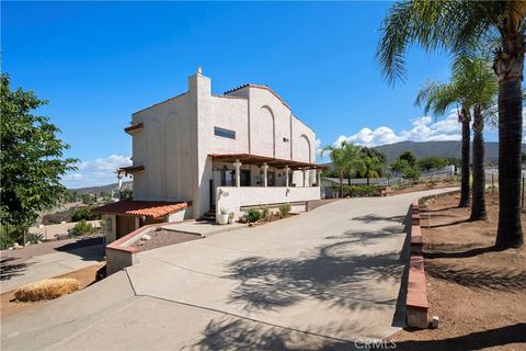 2638 W Victoria Drive Alpine CA 91901