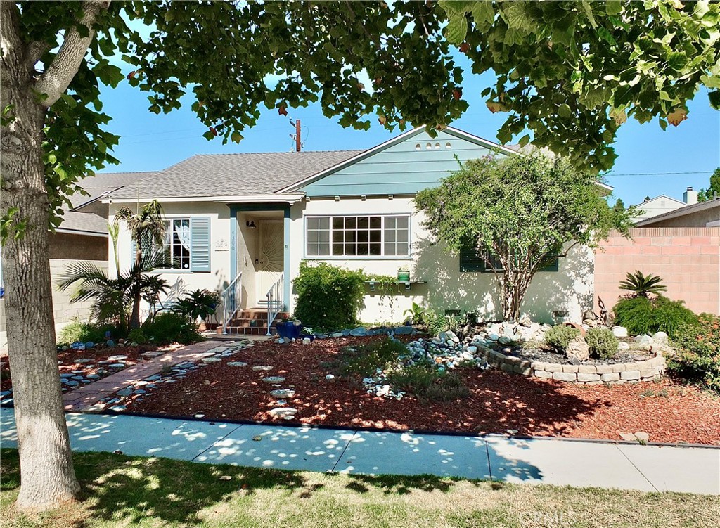 Welcome your family HOME to this turn key, spacious, bright home & let the happy memories begin! This lovely,extended & upgraded 4 bedroom / 2 Bath Home has a bonus room, a 200 S.F. outdoor 'flex' room with lovely french doors, tucked in front of a soothing lawn & garden. Consider a Gym, Office, Study, Den, She Shed or Man Cave or additional storage. Highlights of this home include original oak hardwood floors, remodeled kitchen with quality wood cabinets, designer pulls & LOTS of pull out shelves, stainless appliances, stone counters, an expansive en-suite retreat with large walk in closet, walk in shower, abundant light & space and set apart from the other 3 bedrooms. Some Highlights include a 5 year new roof, all stainless appliances, washer/dryer included, French doors, plumbing upgrades and open air french doors leading to a spacious backyard and driveway.
Enjoy this happy home, Nestled on a wide, tree lined street just north of Heartwell Park & Golf Course. "Bring Your Lifestyle Home!"