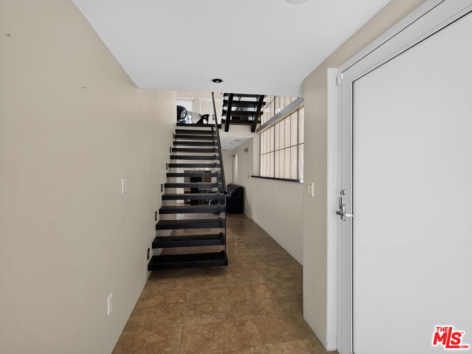 4015 Ocean Drive