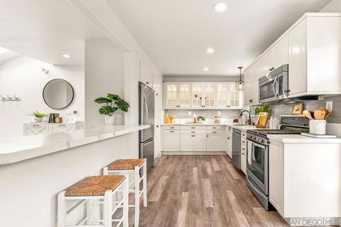 4464 Kamloop Ave San Diego CA 92117