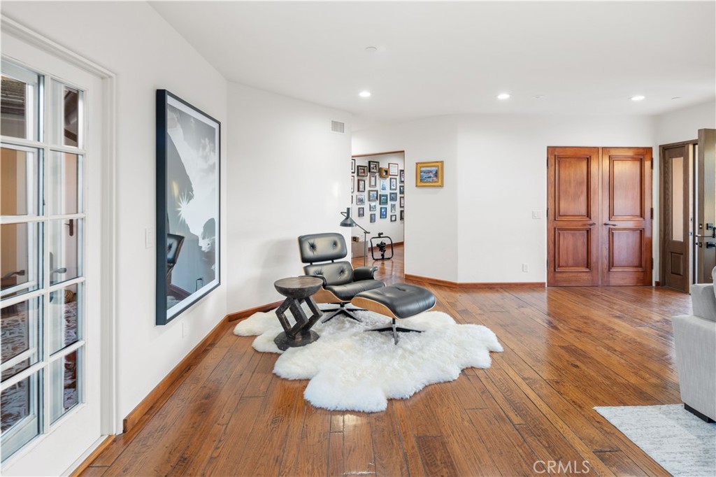 Emerald Bay (EB) - Residential