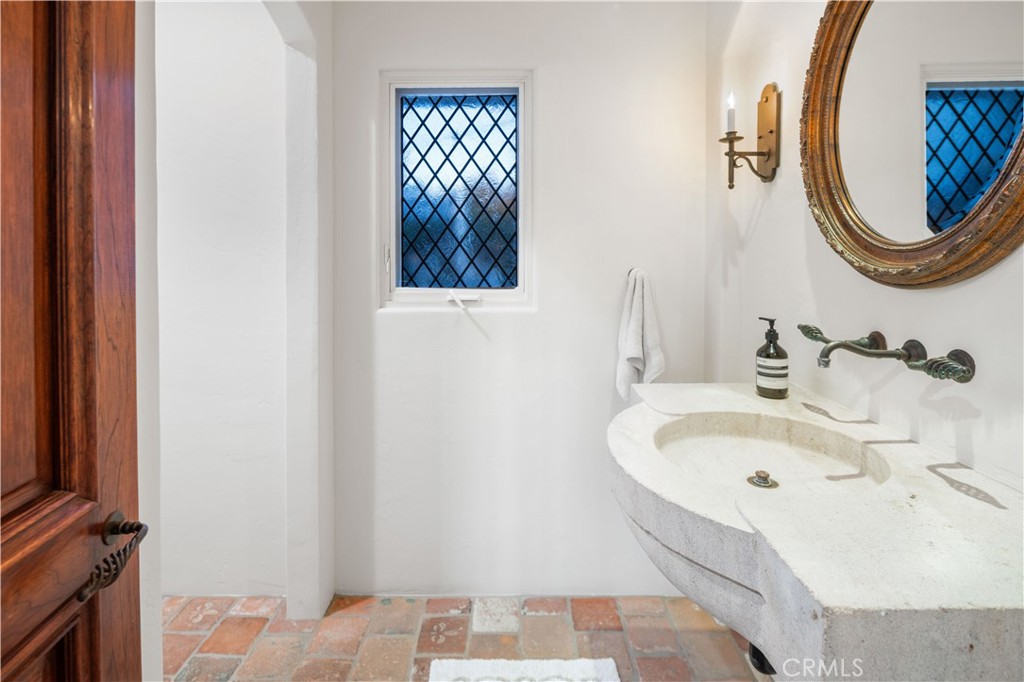Emerald Bay (EB) - Residential