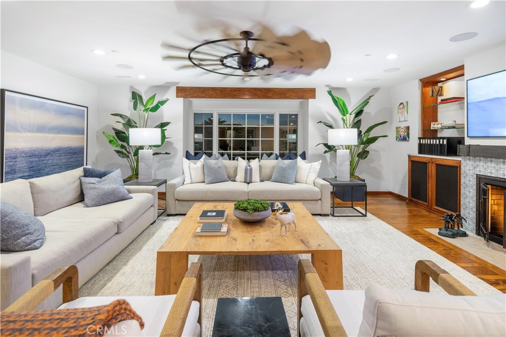 Emerald Bay (EB) - Residential