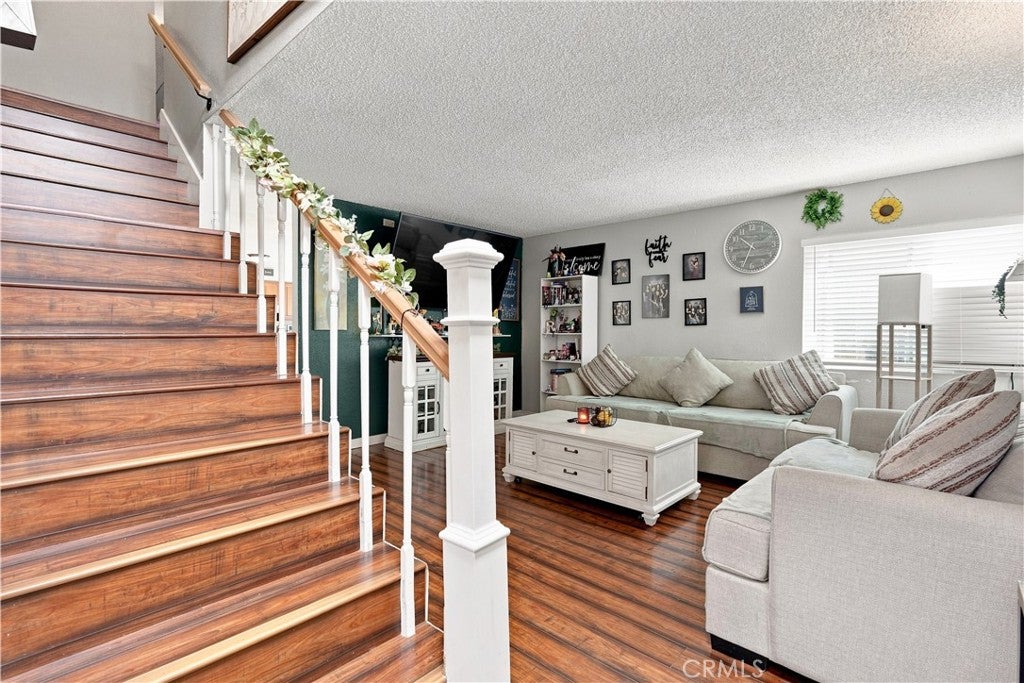 479 W 12th