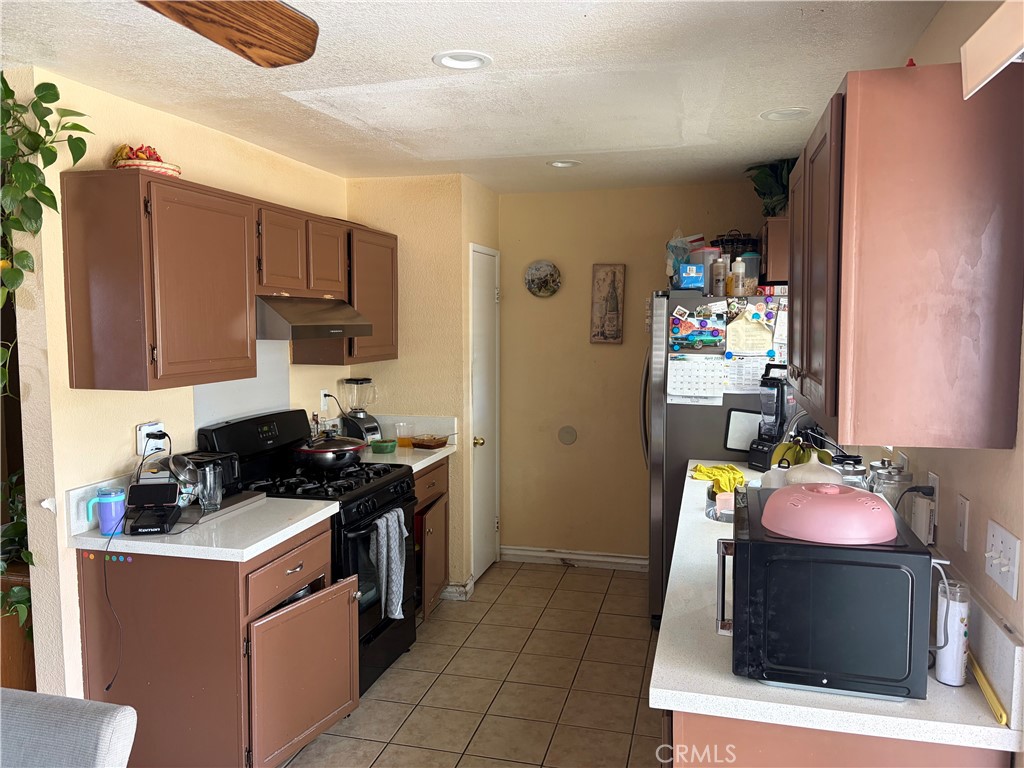 11830 Wolcott