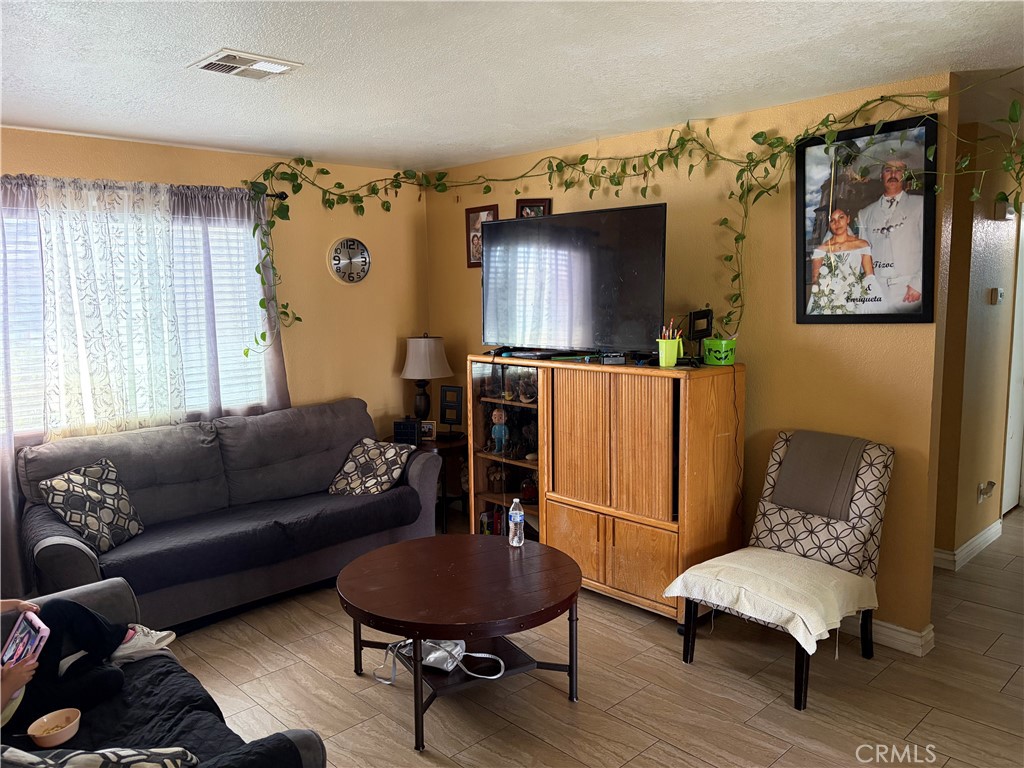 11830 Wolcott