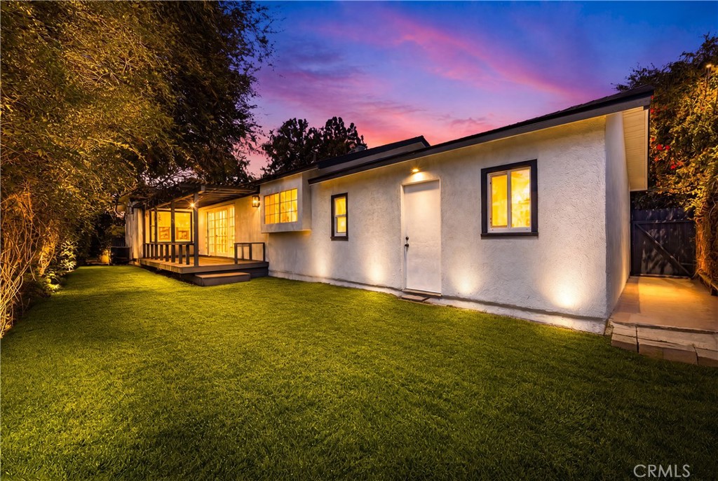 6759 N Golden West